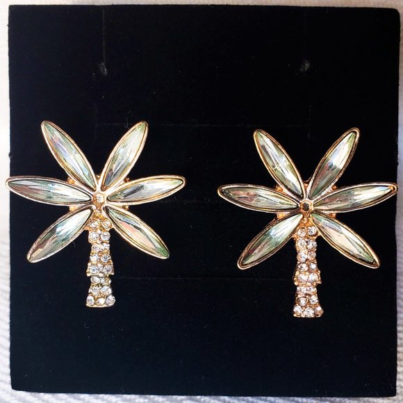 ✿3for$10✿ Festive Palm Tree Stud Earrings by Aldo - Picture 2 of 4
